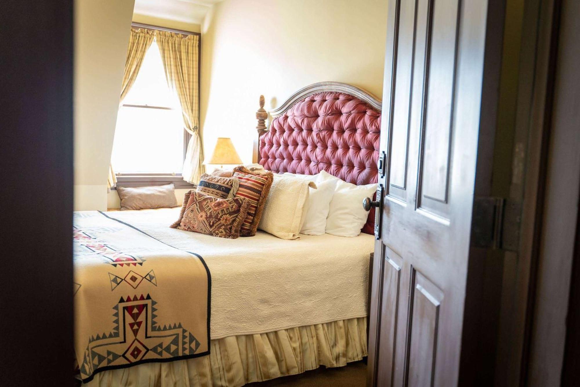 Sheridan Inn - Best Western Signature Collection Bagian luar foto
